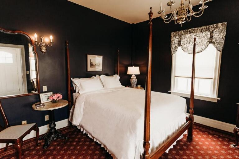 The Rochester Inn Sheboygan Falls Ngoại thất bức ảnh