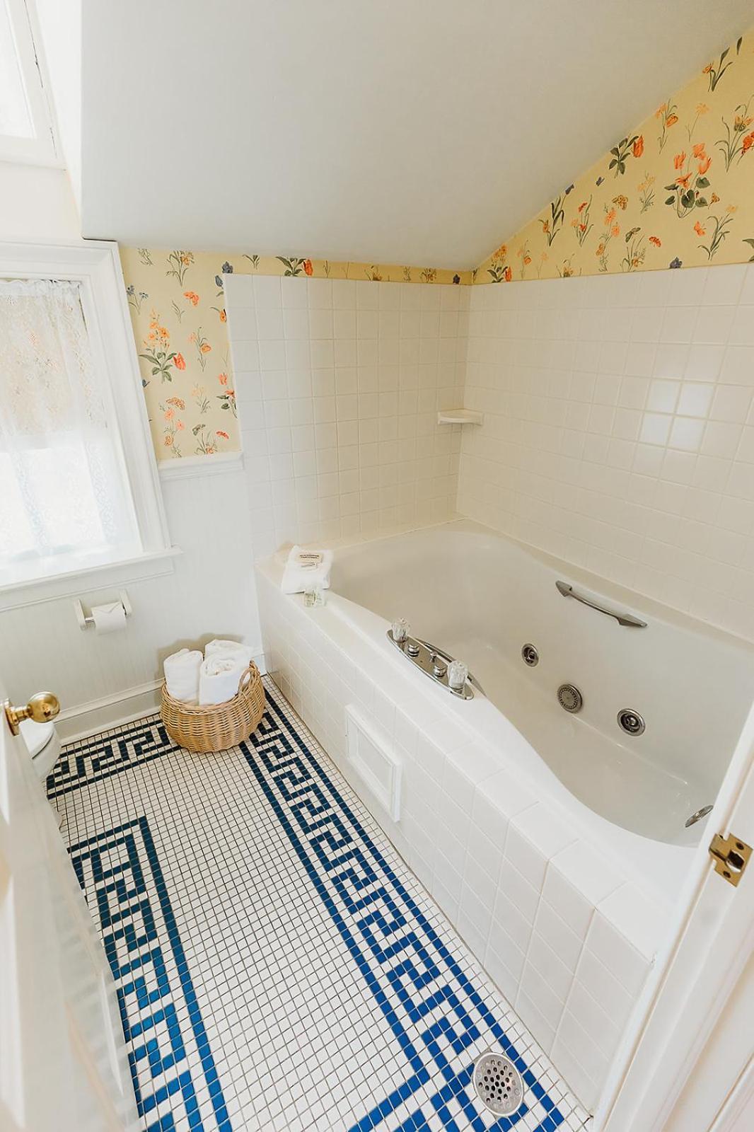 The Rochester Inn Sheboygan Falls Ngoại thất bức ảnh