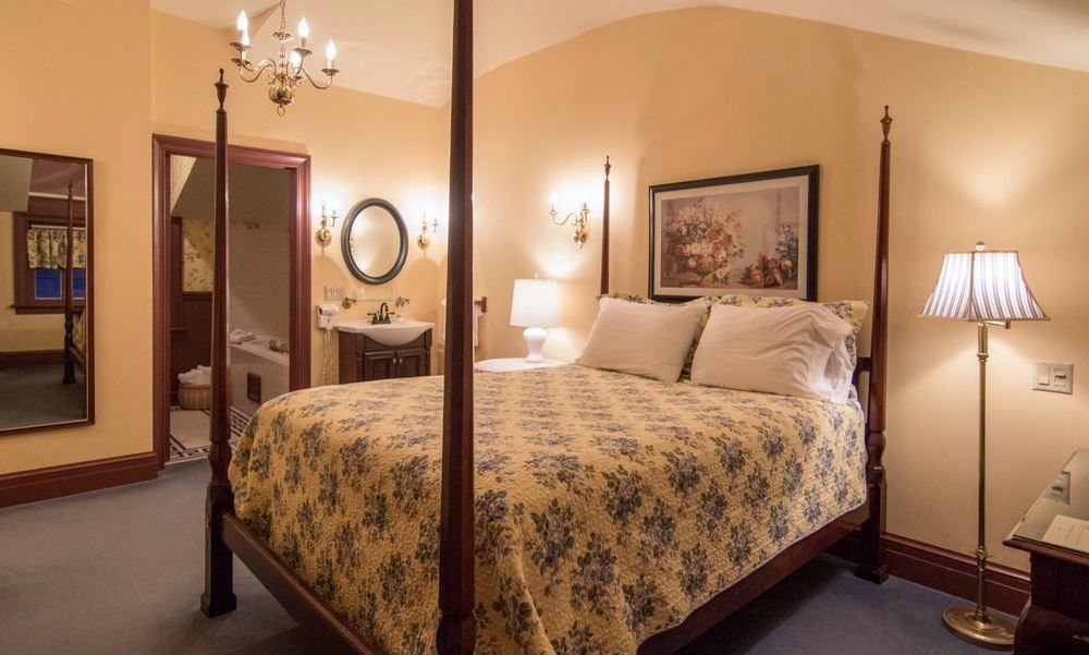 The Rochester Inn Sheboygan Falls Ngoại thất bức ảnh