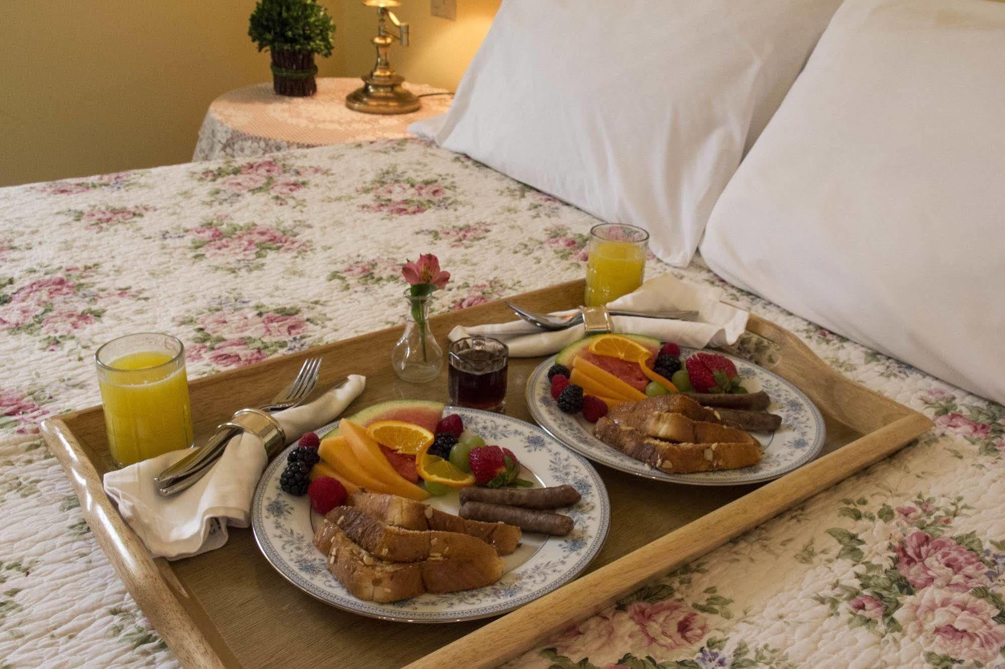 The Rochester Inn Sheboygan Falls Ngoại thất bức ảnh